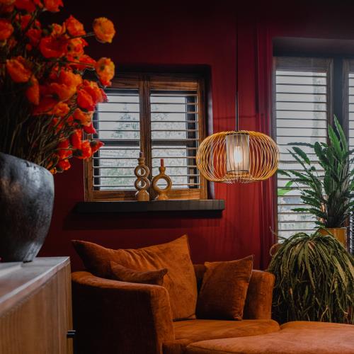 Designové závěsné svítidlo zlaté s černou 50 cm - Marnie